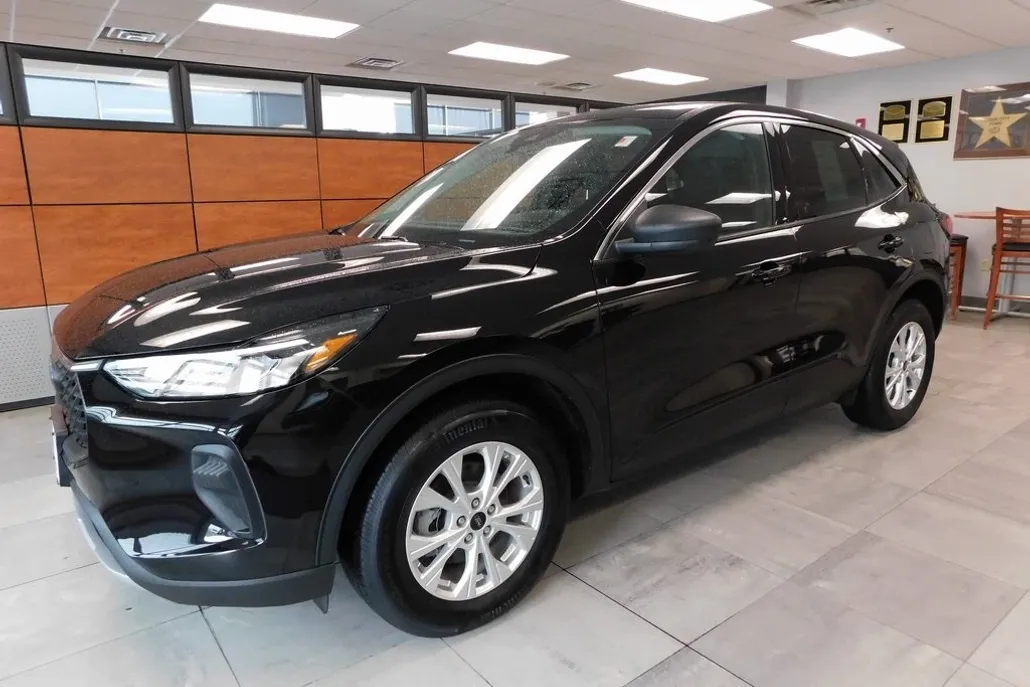 2023 Ford Escape Active photo 1