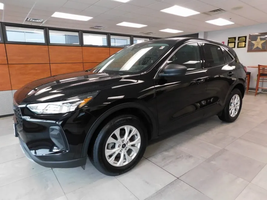 2023 Ford Escape Active photo 1