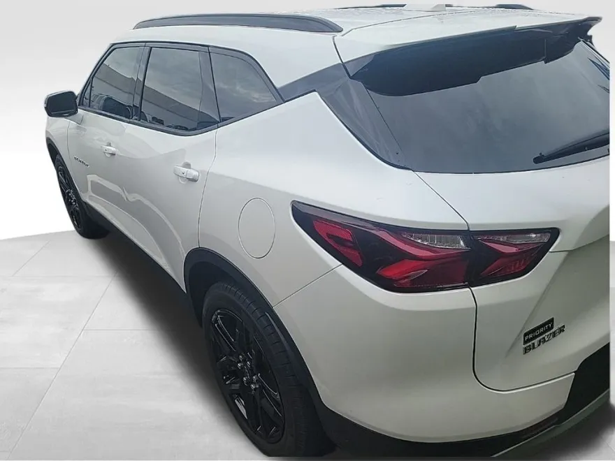 2022 Chevrolet Blazer 2LT photo 1