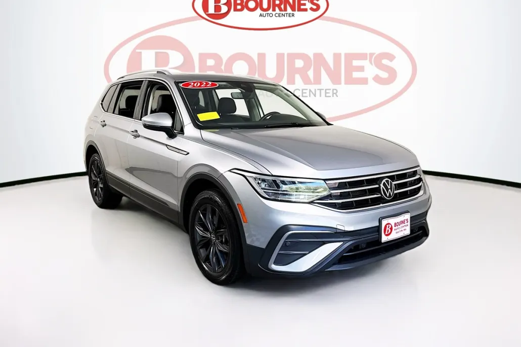 2022 Volkswagen Tiguan SE photo 1