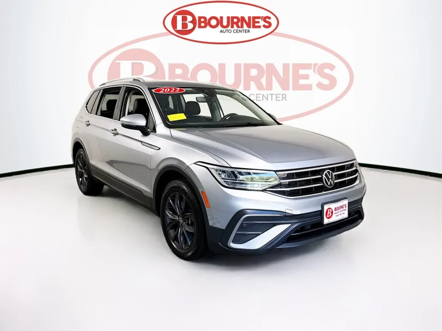 2022 Volkswagen Tiguan SE photo 1