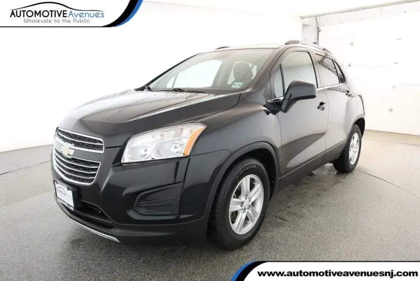 2016 Chevrolet Trax LT photo 1