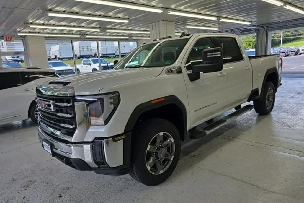 2025 Gmc Sierra 2500 HD SLE photo 1