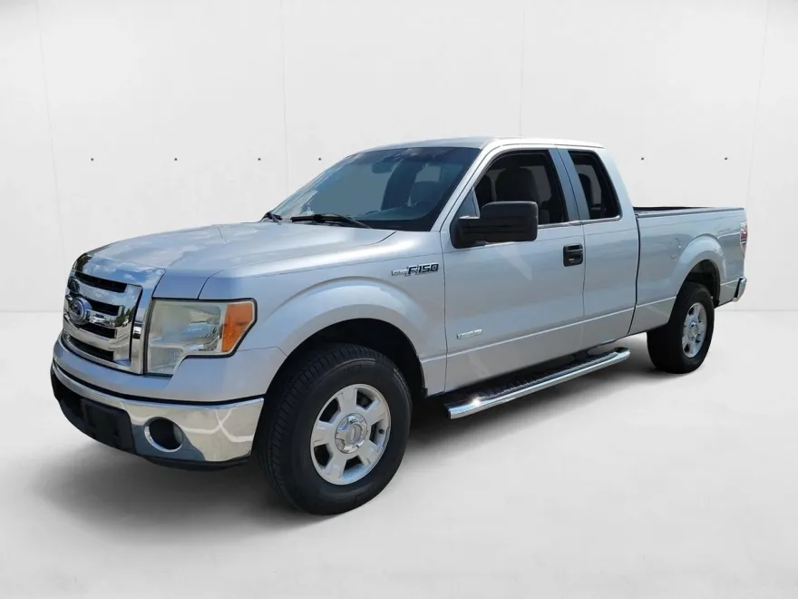 2011 Ford F-150 XLT photo 1