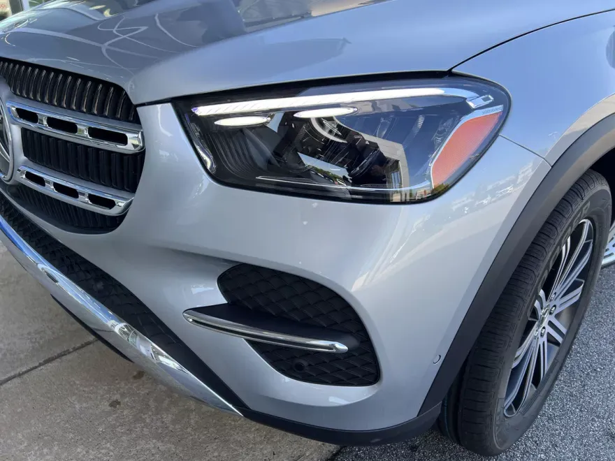 2025 Mercedes Benz GLE 350 4MATIC photo 1