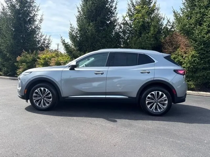 2024 Buick Envision Preferred photo 1