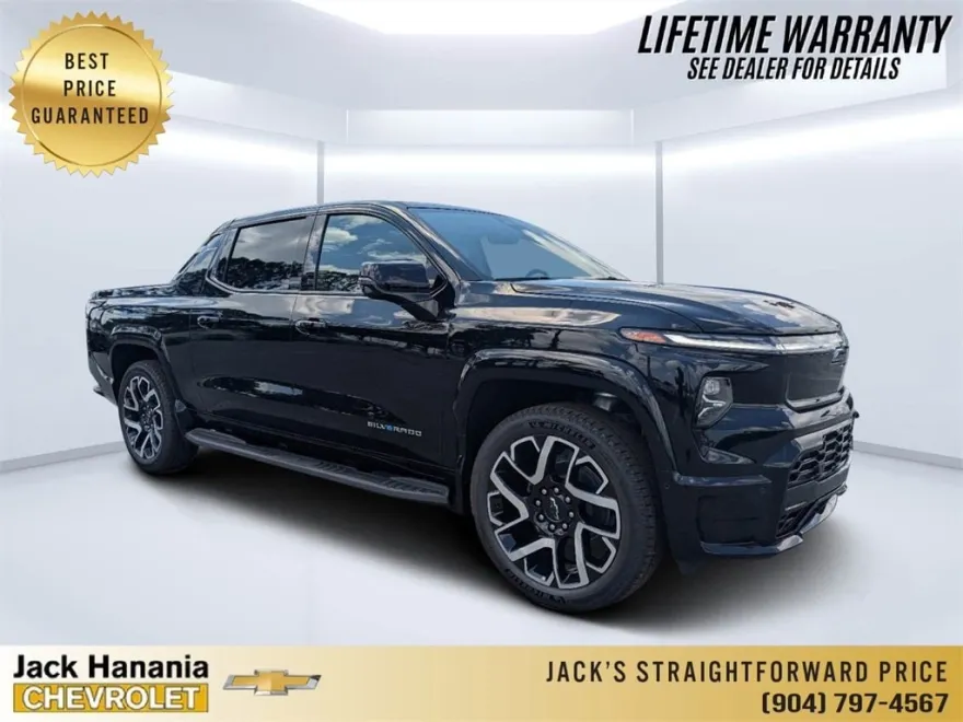 2024 Chevrolet Silverado EV RST photo 1
