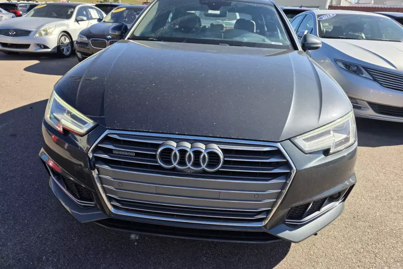 2017 Audi A4 Quattro Prestige photo 1