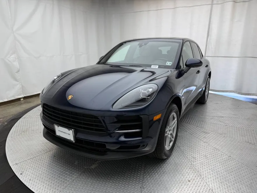 2021 Porsche Macan Base photo 1