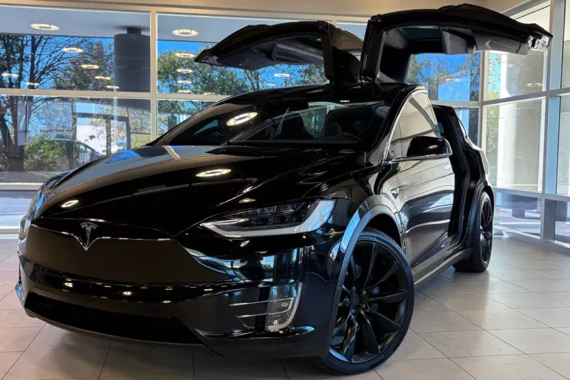 2020 Tesla Model X Long Range photo 1