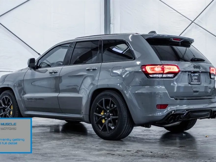 2021 Jeep Grand Cherokee Trackhawk photo 1