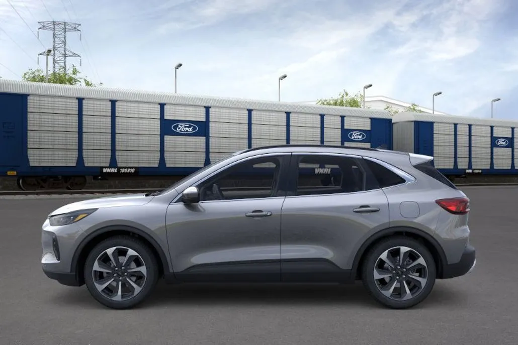 2025 Ford Escape Platinum photo 1