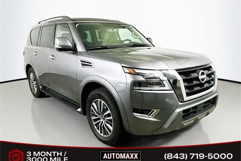 2023 Nissan Armada SL photo 1