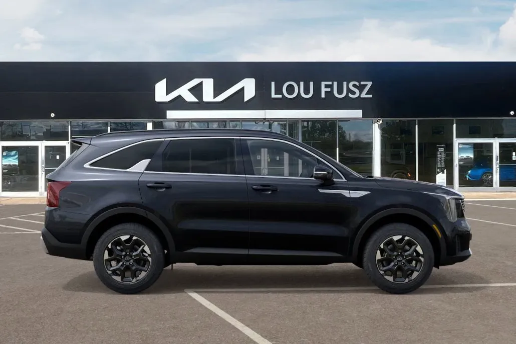 2026 Kia Sorento S photo 1