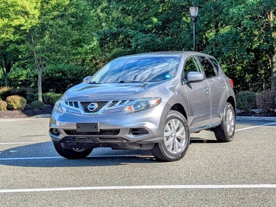 2014 Nissan Murano S photo 1