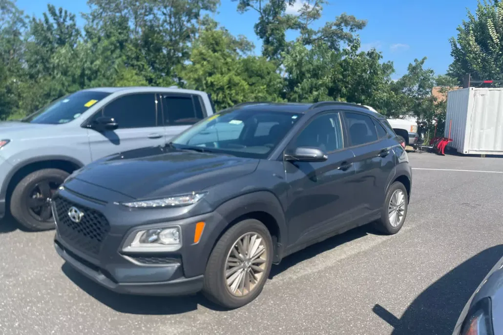 2021 Hyundai Kona SEL photo 1