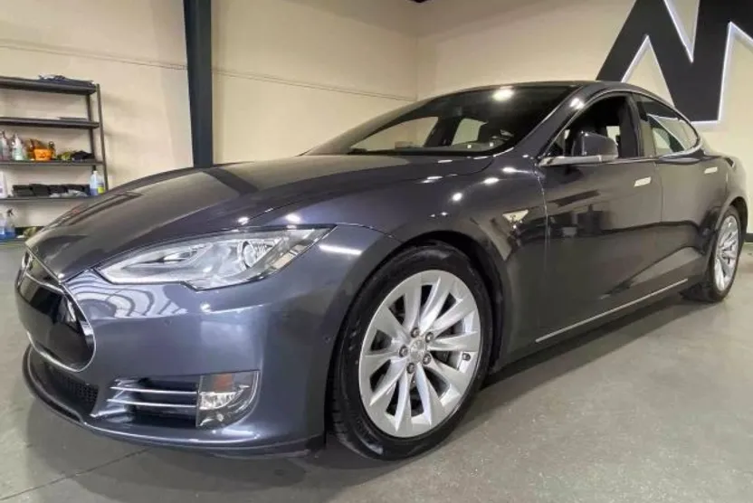 2016 Tesla Model S 70D photo 1