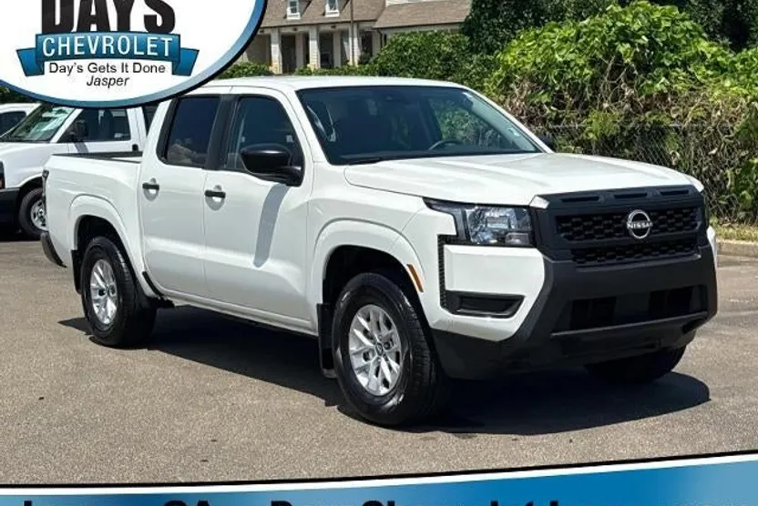 2025 Nissan Frontier Crew Cab S photo 1