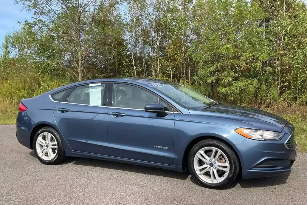 2018 Ford Fusion Hybrid S photo 1