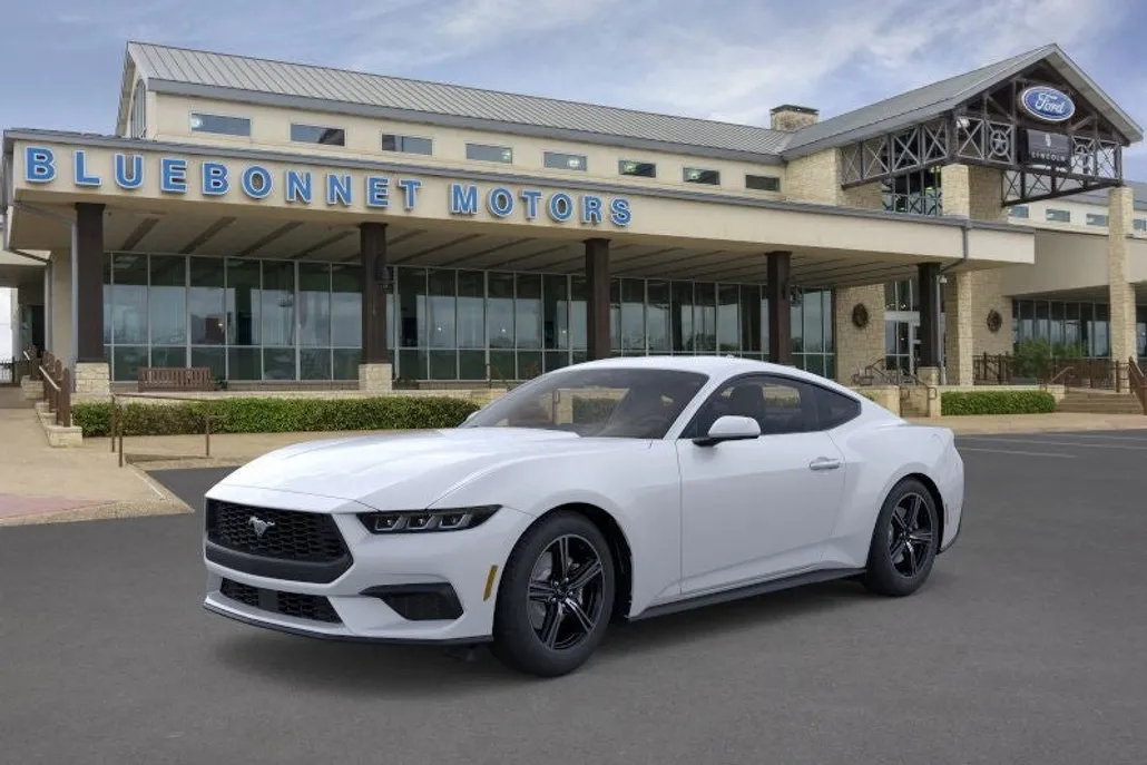 2025 Ford Mustang EcoBoost photo 1