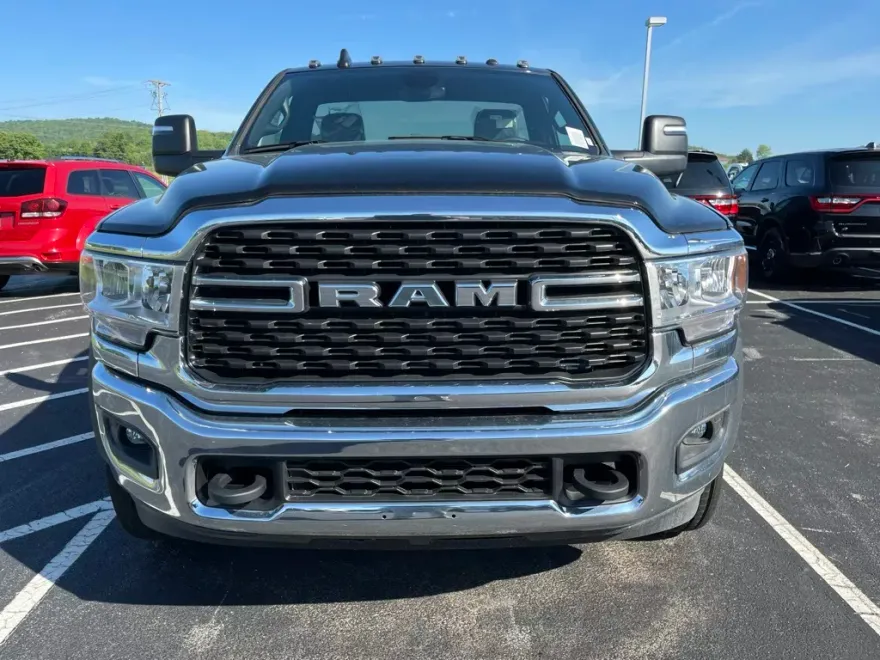 2024 Ram 5500 SLT photo 1