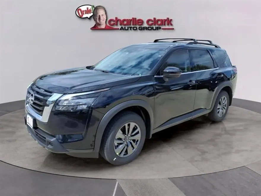 2025 Nissan Pathfinder SV photo 1