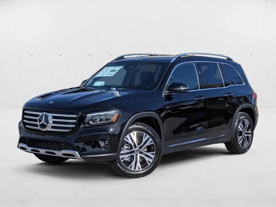 2025 Mercedes Benz GLB 250 4MATIC photo 1