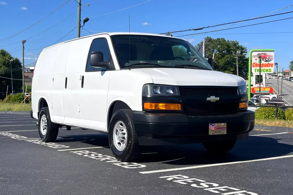 2018 Chevrolet Express 2500 Cargo photo 1