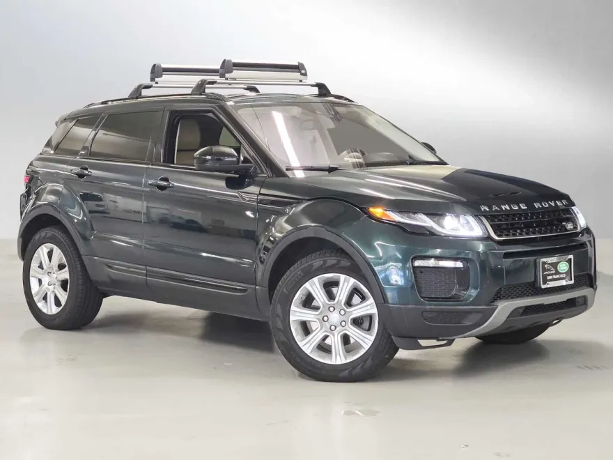 2017 Land Rover Range Rover Evoque SE photo 1
