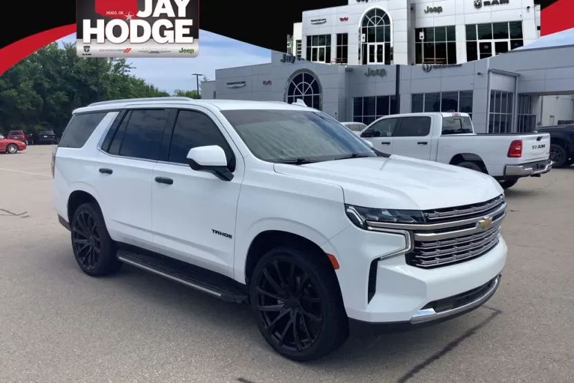 2021 Chevrolet Tahoe LT photo 1