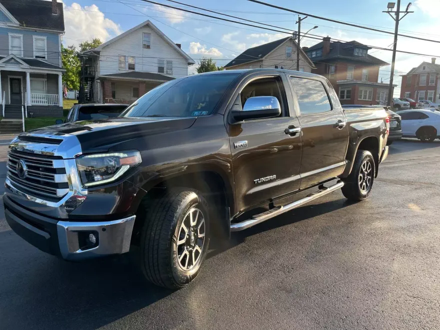 2020 Toyota Tundra Limited Grade photo 1