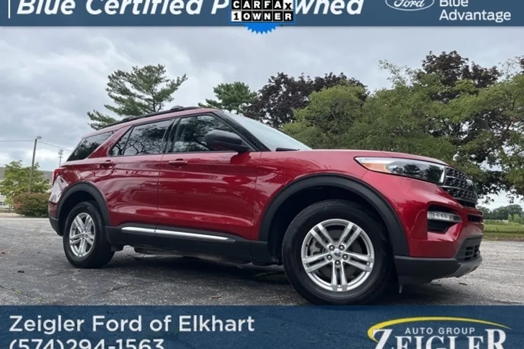 2022 Ford Explorer XLT photo 1