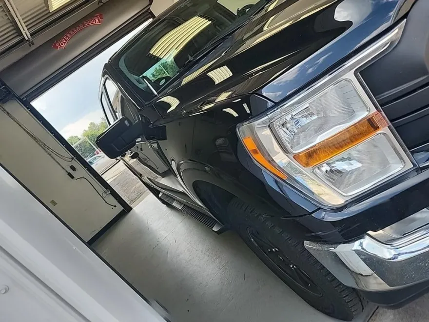 2022 Ford F-150 XL photo 1