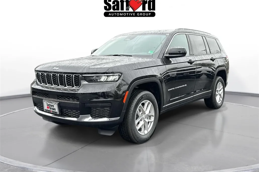 2025 Jeep Grand Cherokee Laredo photo 1