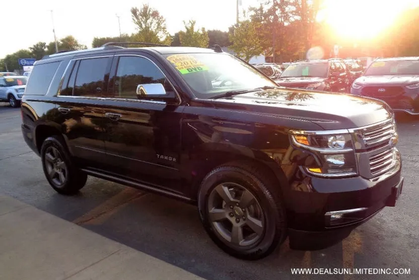 2019 Chevrolet Tahoe Premier photo 1
