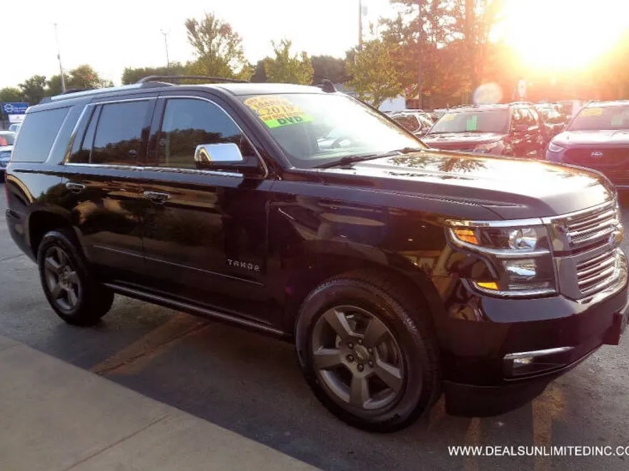 2019 Chevrolet Tahoe Premier photo 1