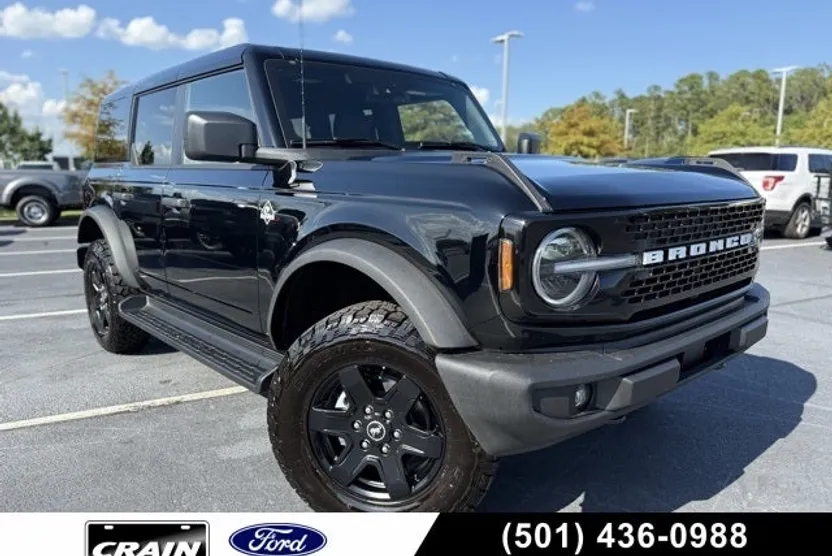 2025 Ford Bronco Outer Banks photo 1