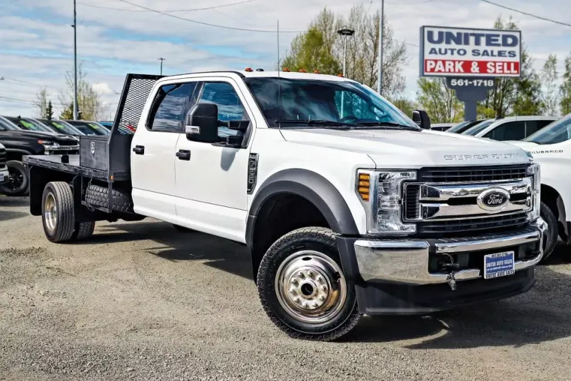 2019 Ford F-550 photo 1