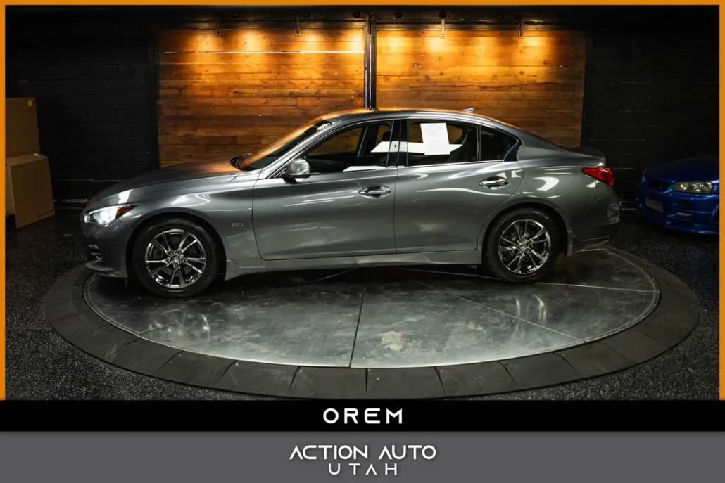 2017 Infiniti Q50 3.0t Signature Edition photo 1