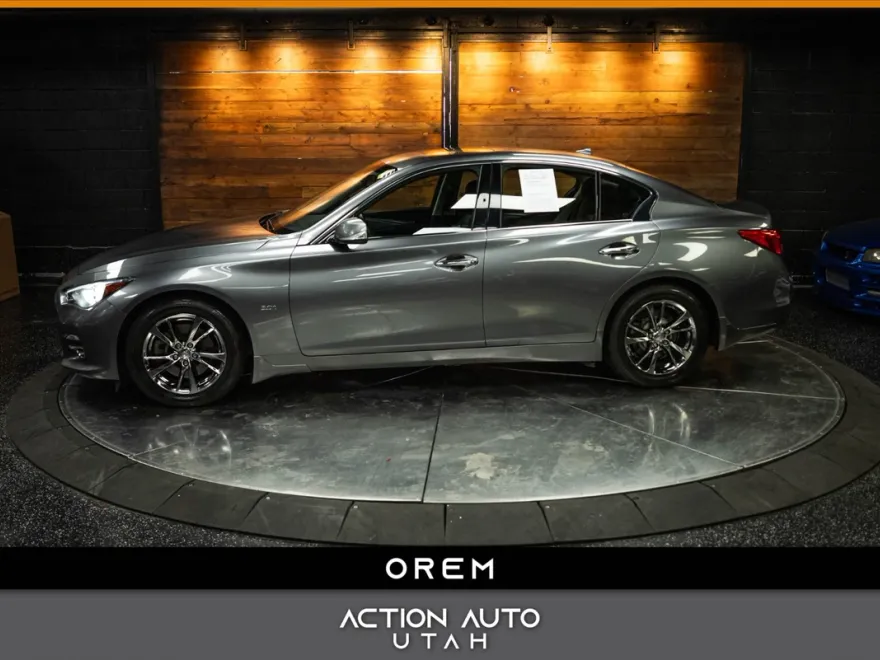 2017 Infiniti Q50 3.0t Signature Edition photo 1