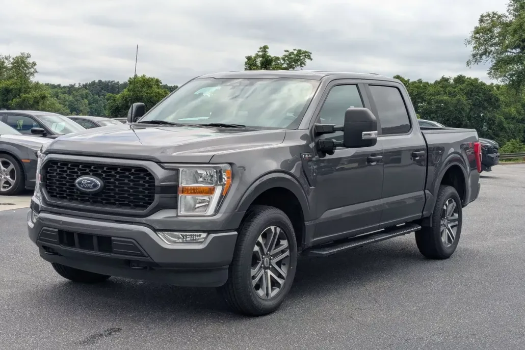 2022 Ford F-150 XL photo 1