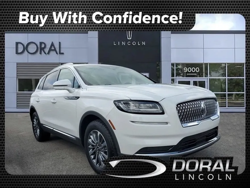 2023 Lincoln Nautilus Standard photo 1