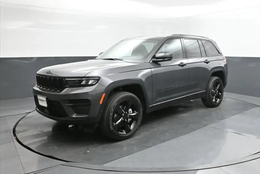 2025 Jeep Grand Cherokee Altitude X photo 1