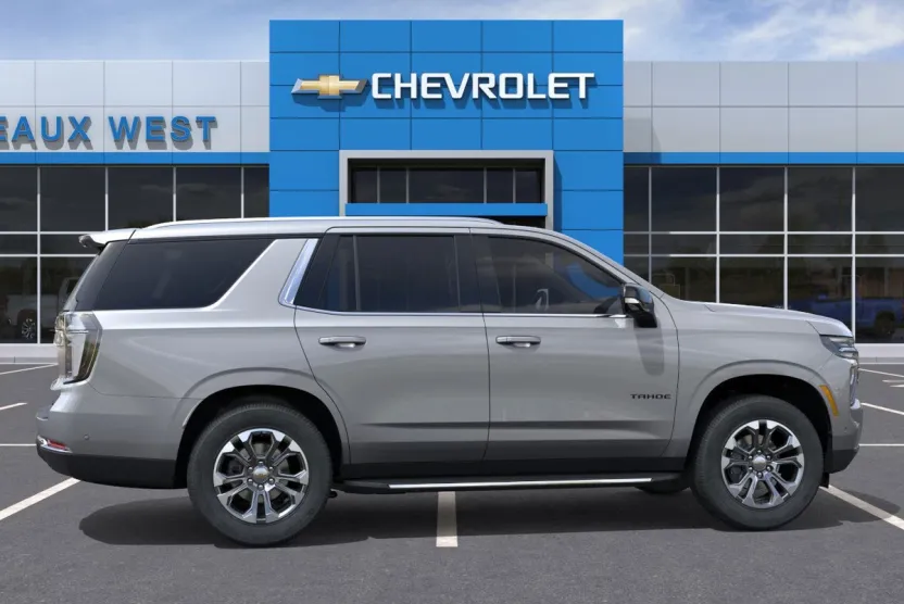 2025 Chevrolet Tahoe LT photo 1