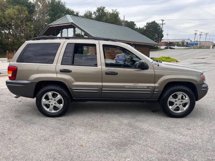 2004 Jeep Grand Cherokee Columbia Edition photo 1