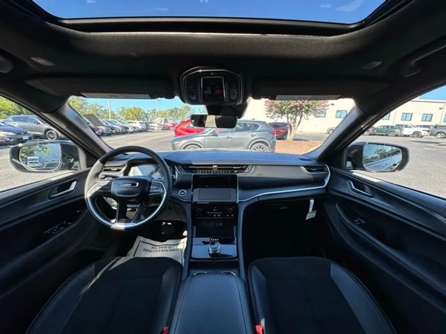 2025 Jeep Grand Cherokee Altitude X photo 1