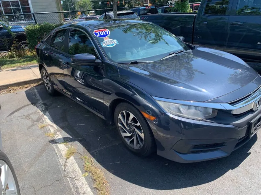 2017 Honda Civic EX photo 1