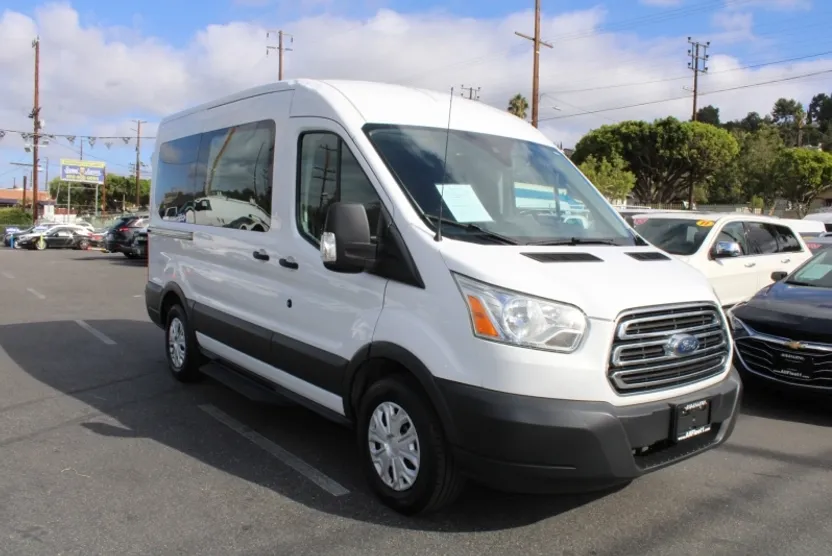 2017 Ford Transit XL photo 1