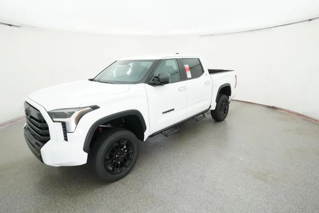 2025 Toyota Tundra SR5 photo 1