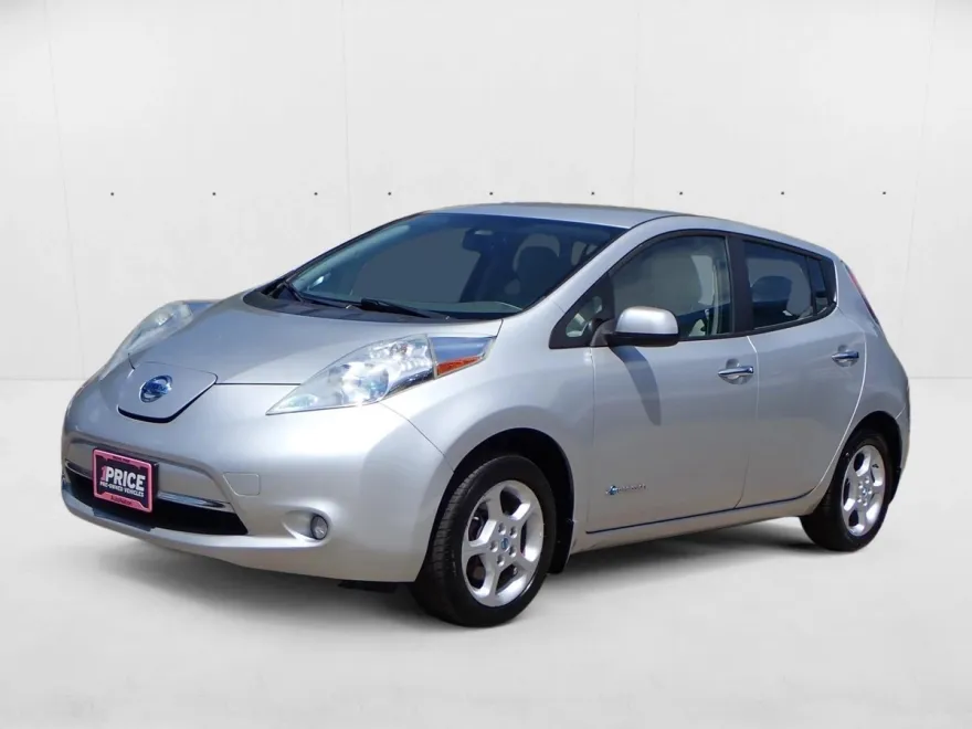 2013 Nissan Leaf SV photo 1